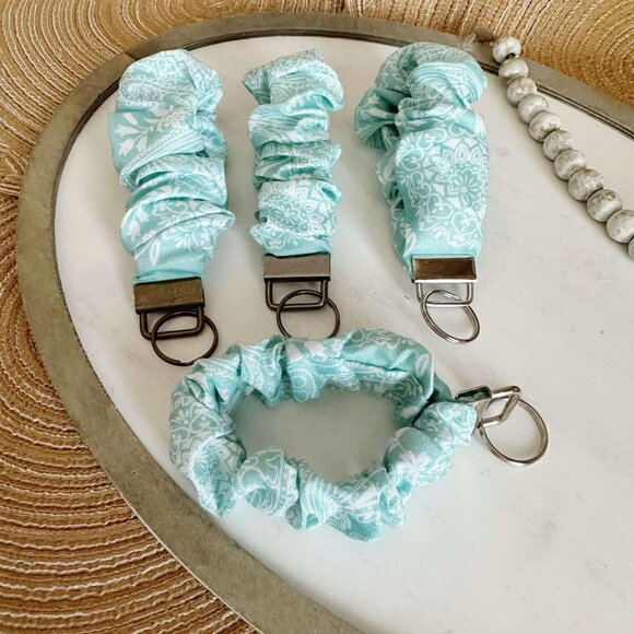 Blue Paisley Scrunchie Keychain Wristlet - Picture 1 of 3